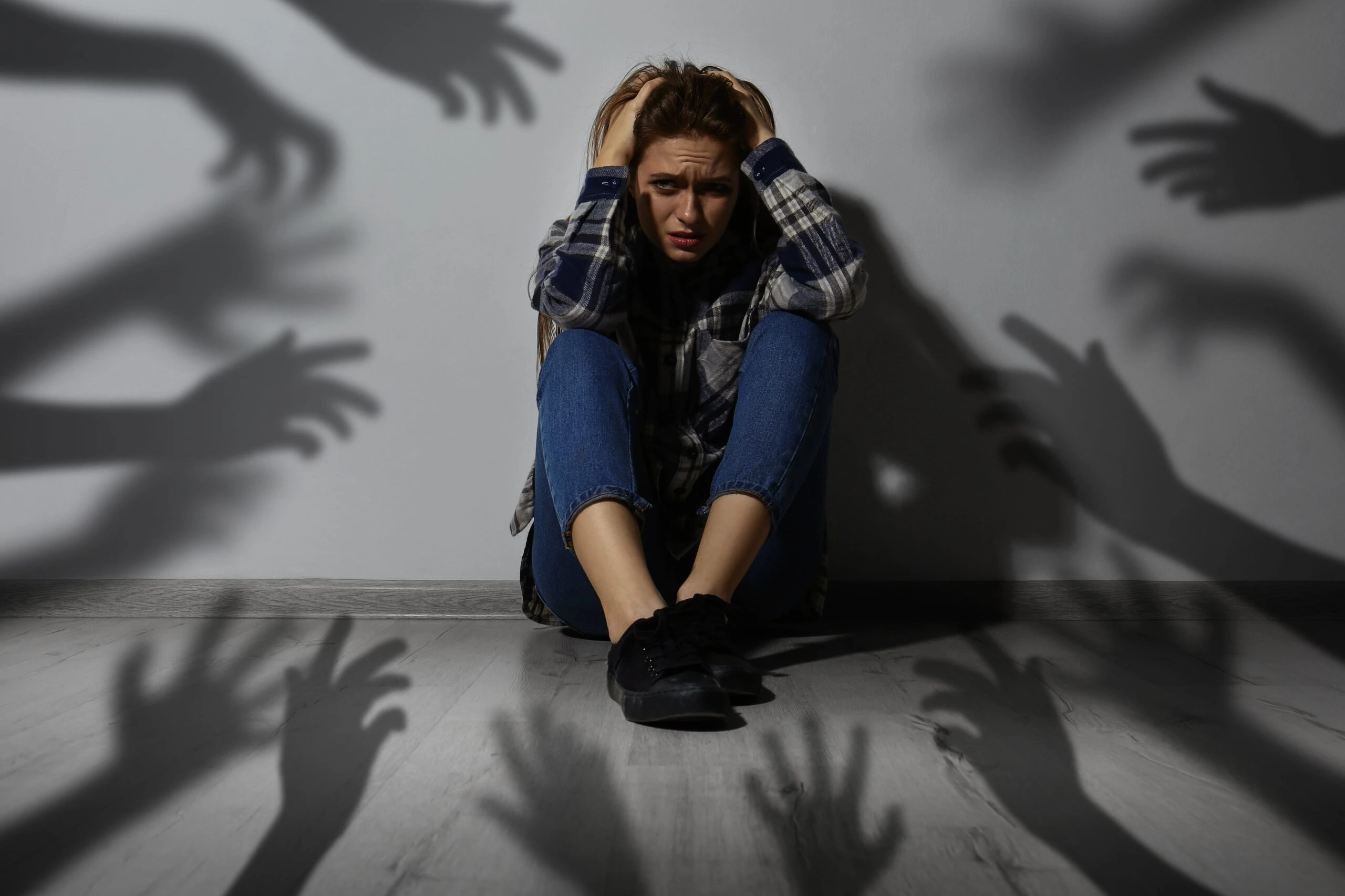 توهم و هذیان در اسکیزوفرنی: شناخت، تأثیرات و راه‌های مدیریت