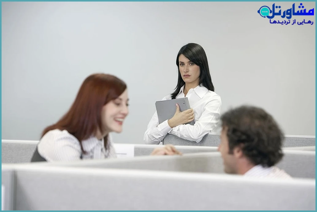 راهکارهای مقابله با آدم‌های حسود