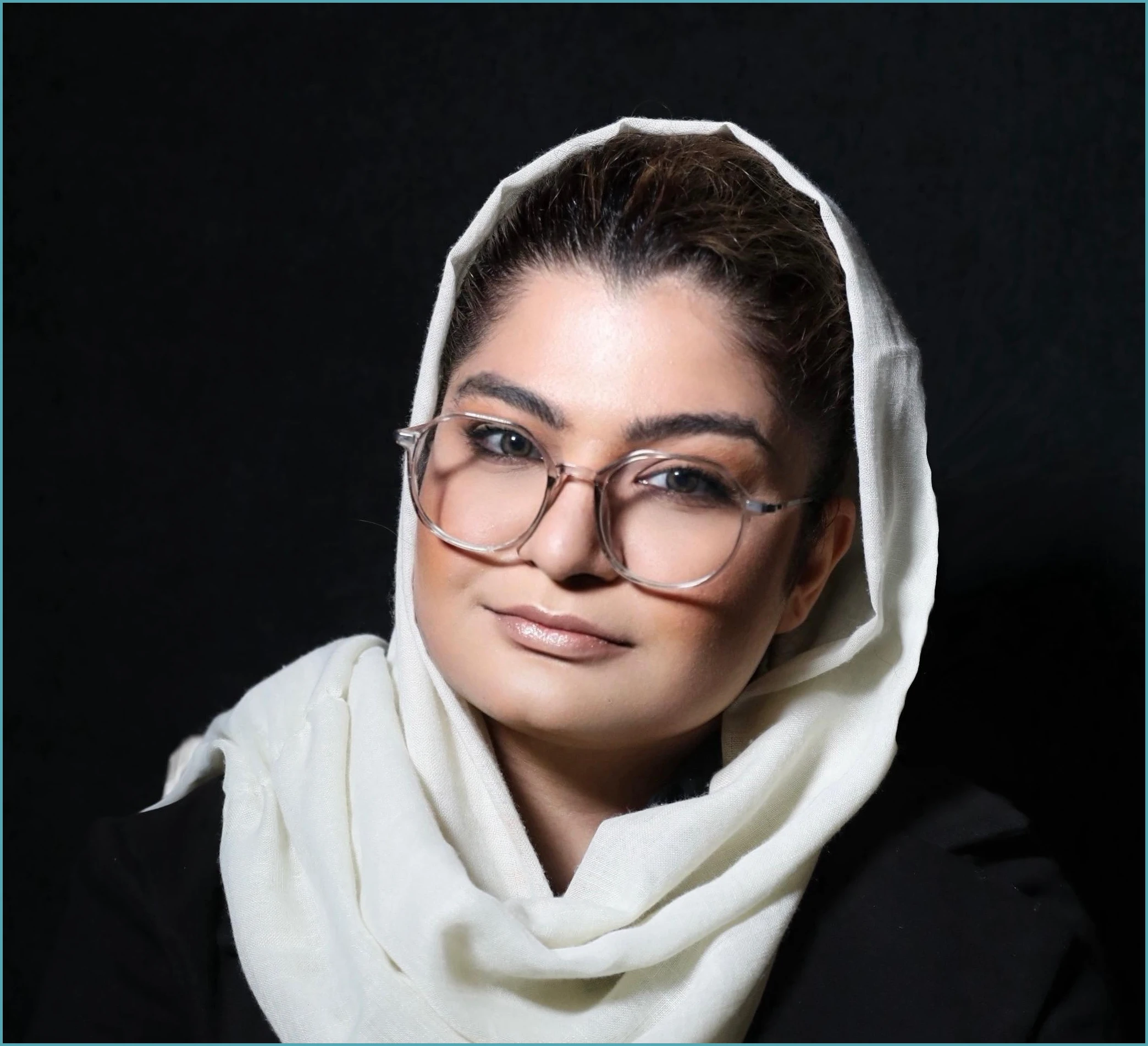 نگار احمدزاده