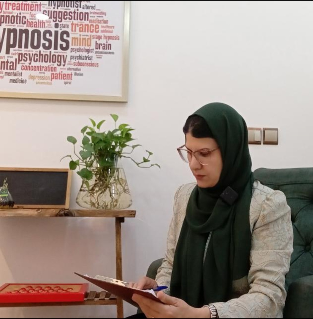 رؤیا خضری پور