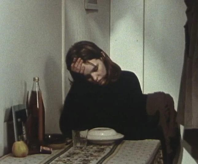 نشانه های فقط زنده بودن