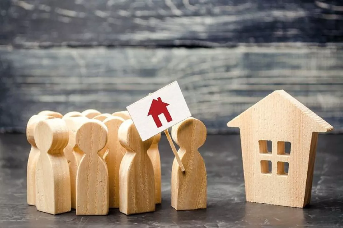 دستور تخلیه فوری ملک مسکونی