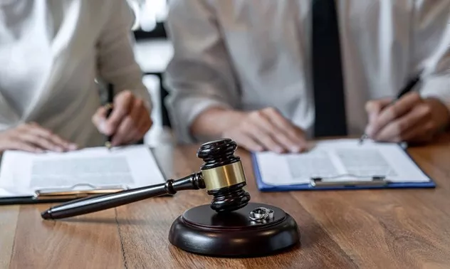 گرفتن وکیل خوب برای اثبات خیانت مرد