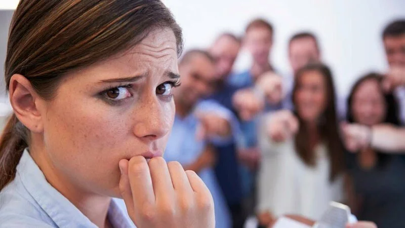 عوارض فوبیای اجتماعی